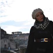 Laureanda in Economia e Finanza, impartisce lezioni private in matematica, base e applicata, diritto ed economia, italiano e materie umanistiche, a studenti di elementari, e secondaria primo e secondo grado